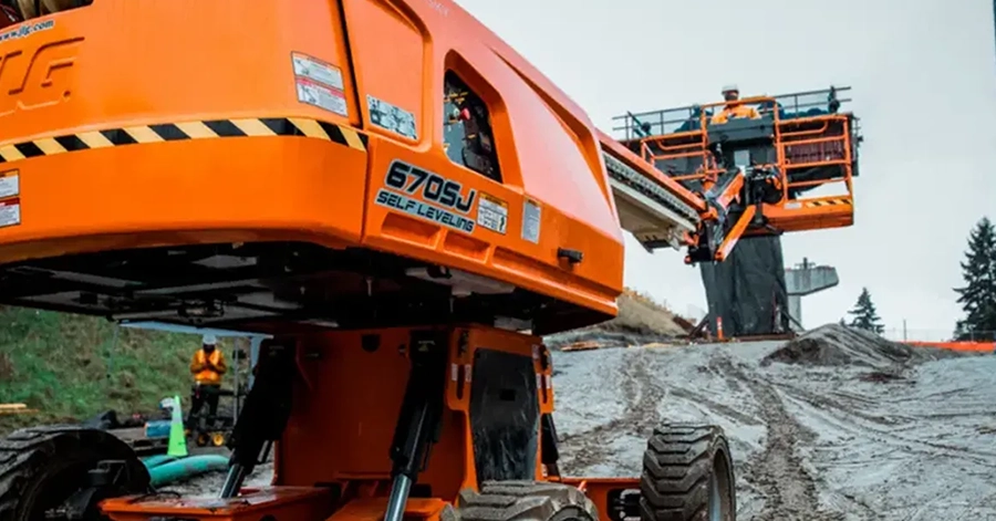 JLG